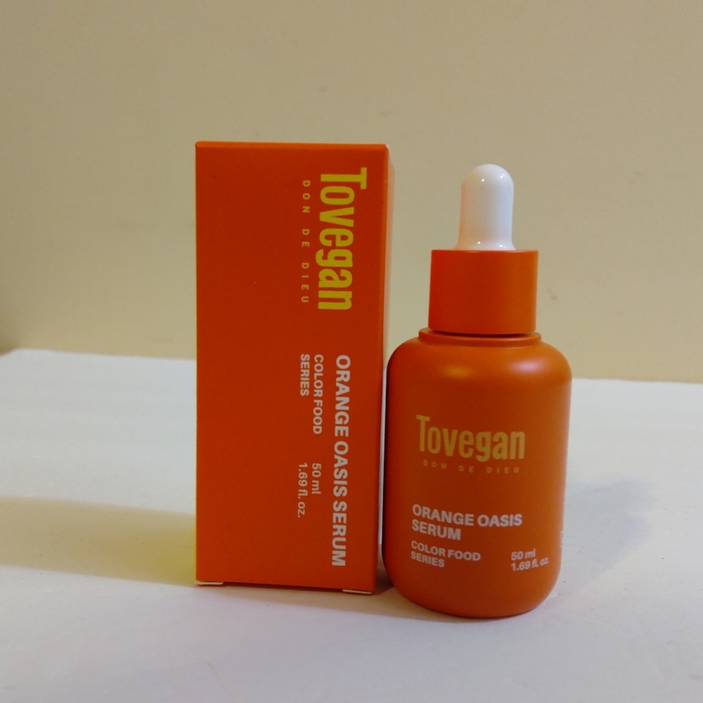 New Tovegan Orange Oasis Facial Serum 1.69 oz